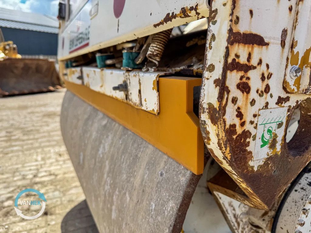 Caterpillar CB434D