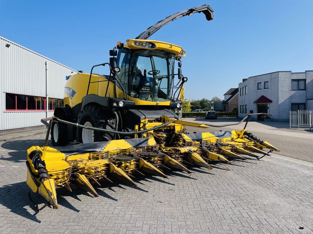 New Holland FR700 Forage Harvester 10 Row header