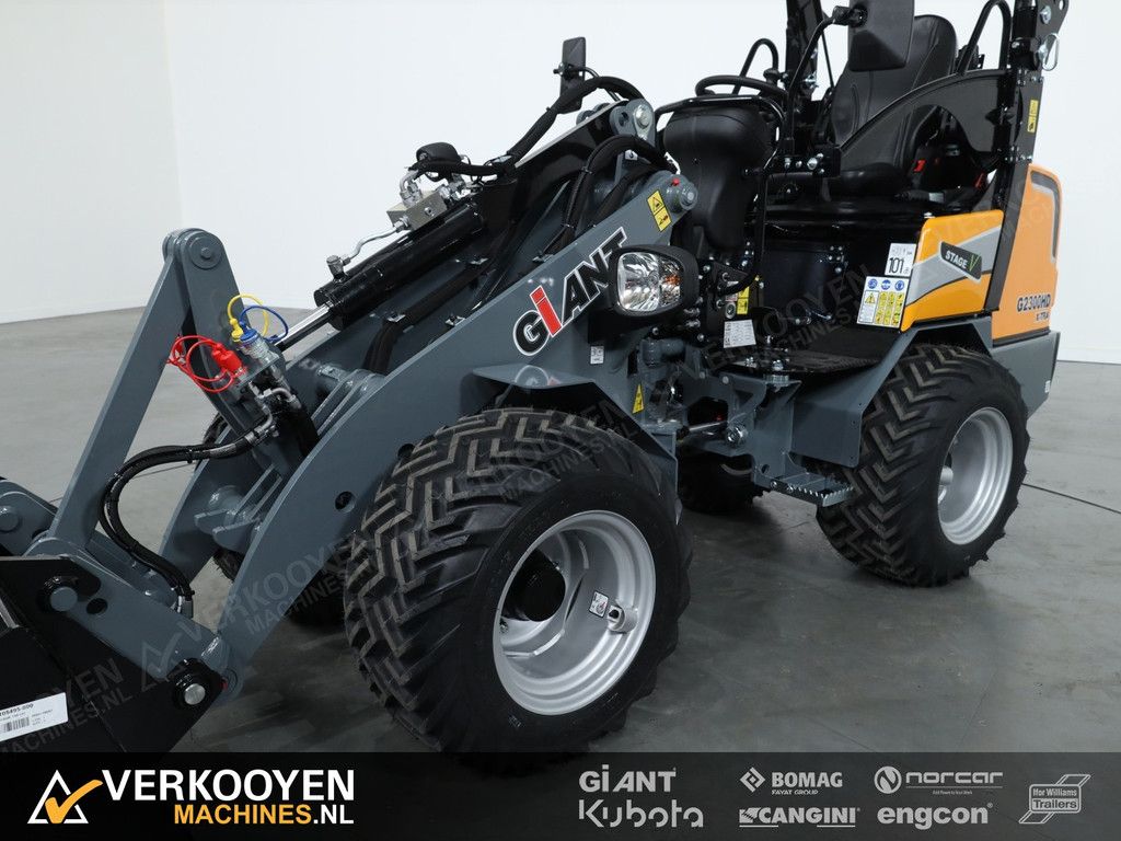 2025 Giant G2300 X-tra HD VK10297