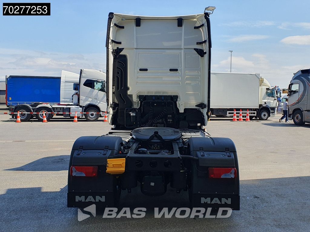 MAN TGX 18.520 4X2 NEW! GX Retarder 2x Tanks Standklima ACC
