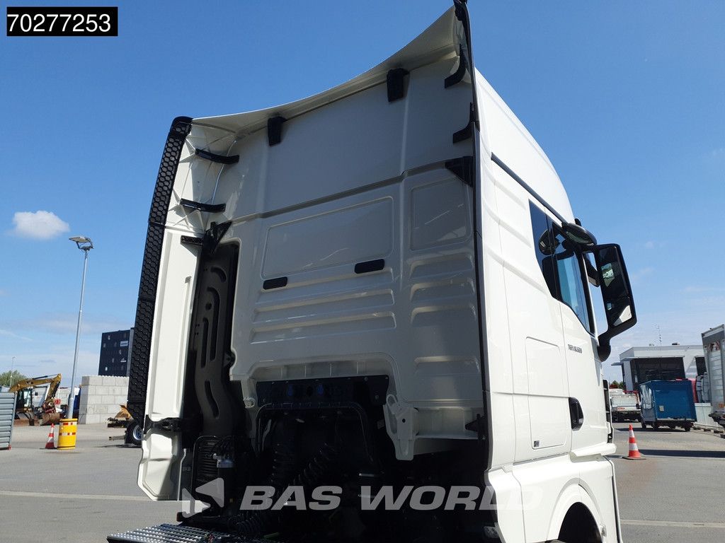 MAN TGX 18.520 4X2 NEW! GX Retarder 2x Tanks Standklima ACC