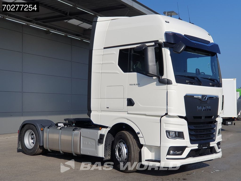 MAN TGX 18.520 4X2 NEW! GX Retarder 2x Tanks Standklima ACC