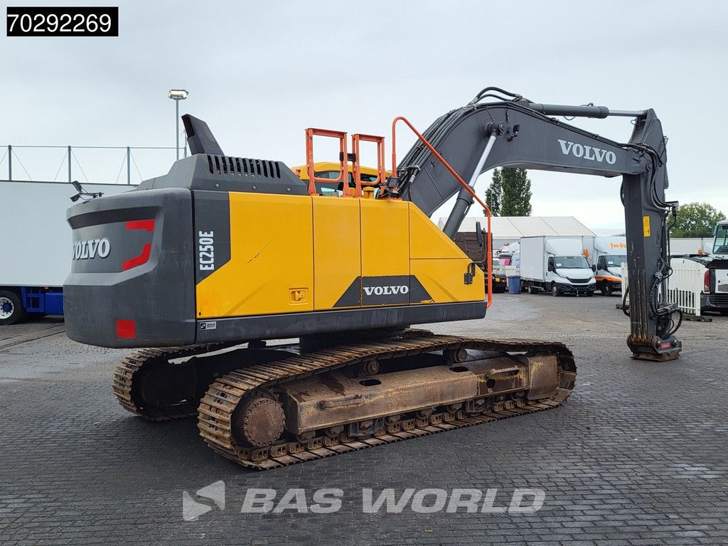 Volvo EC250 E NL 3M WIDE - GERMAN MACHINE