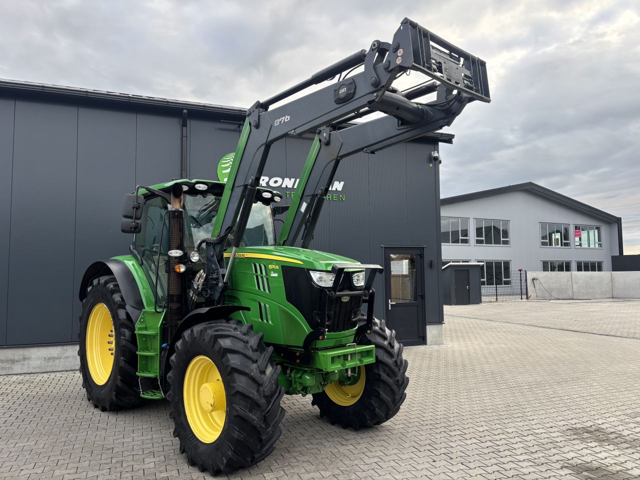 John Deere 6170R