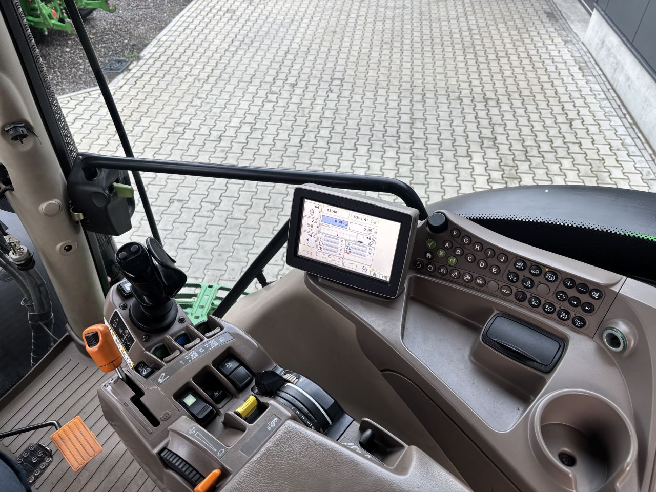 John Deere 6170R