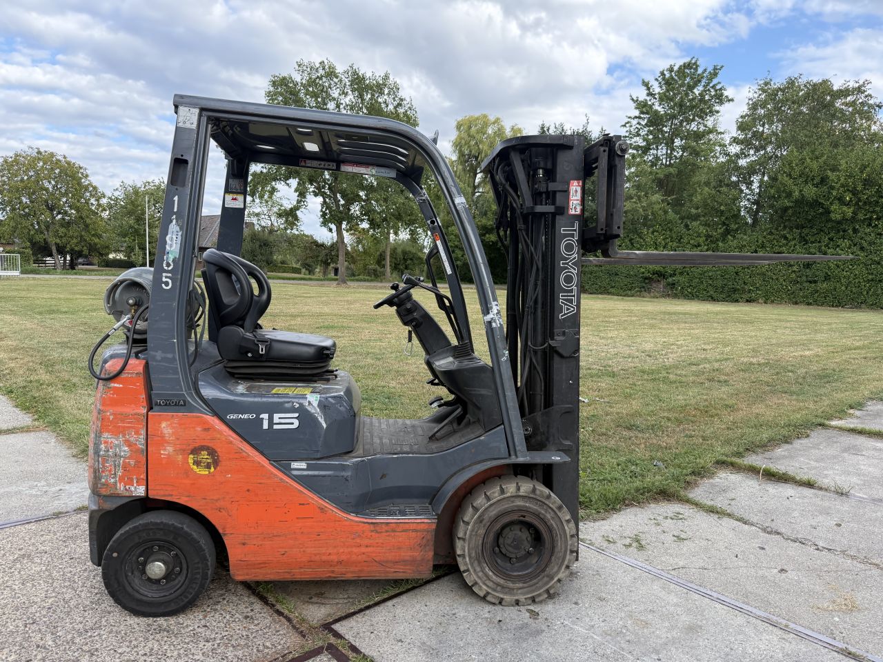 Toyota 1500KG LPG heftruck triplex 4.7M Freelift Sideshift