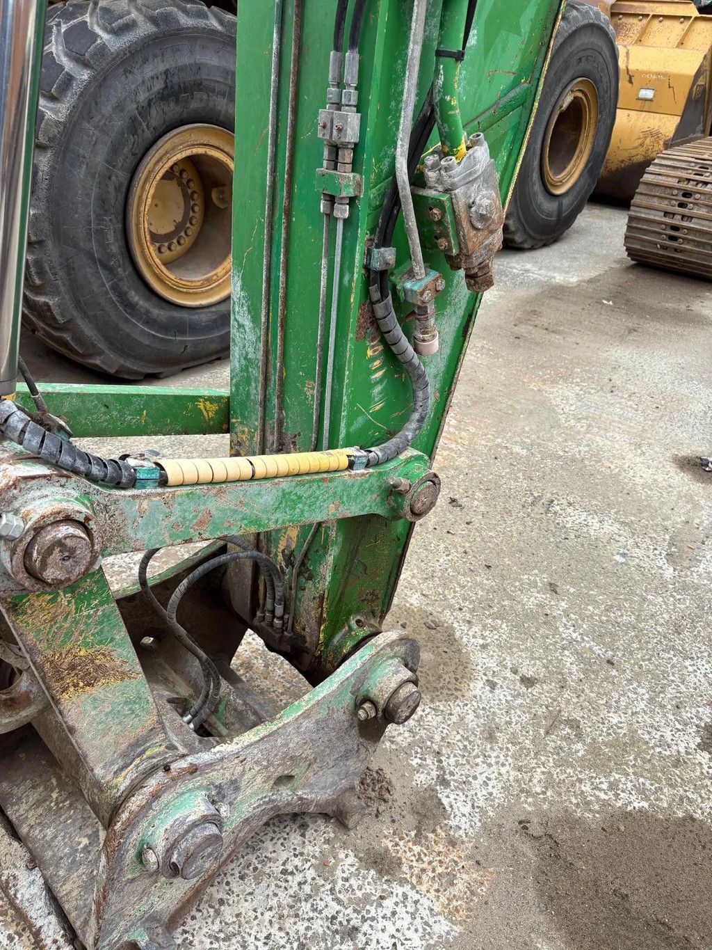 New Holland Kobelco E265