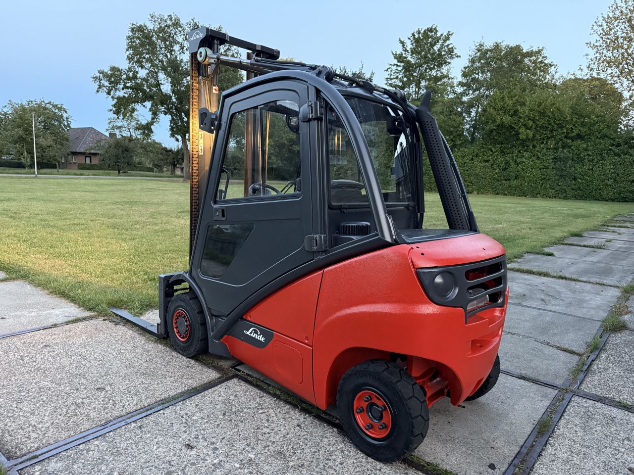 Linde 2000KG diesel heftruck Sideshift vorkversteller 6500uur