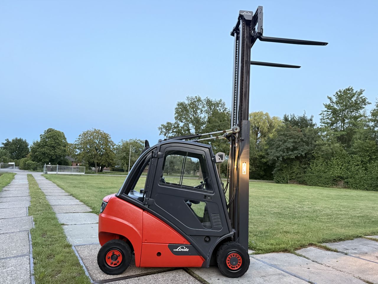 Linde 2000KG diesel heftruck Sideshift vorkversteller 6500uur