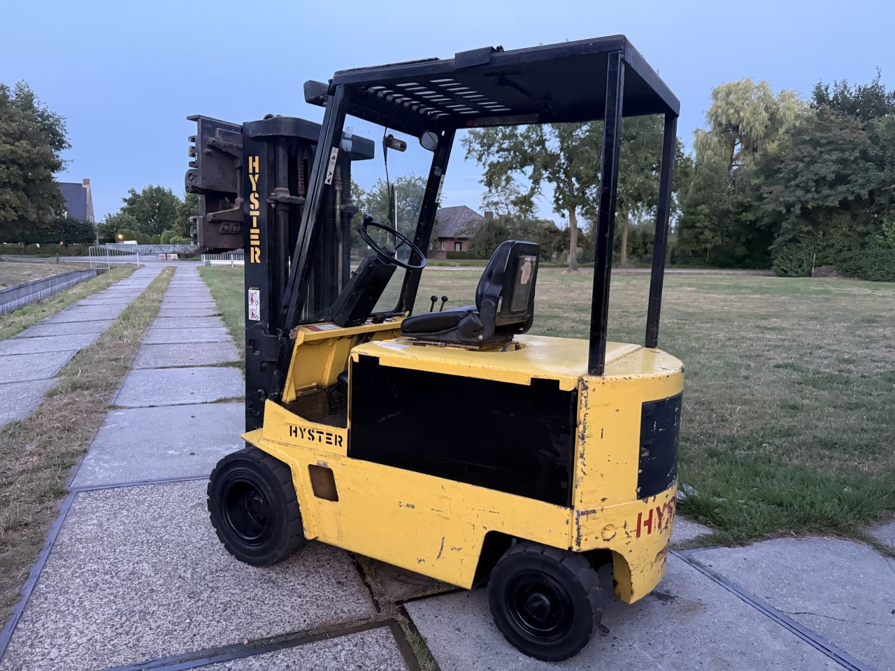 KOOPJE ! Hyster 2500KG elektrisch 3-delig + vorkenspreider