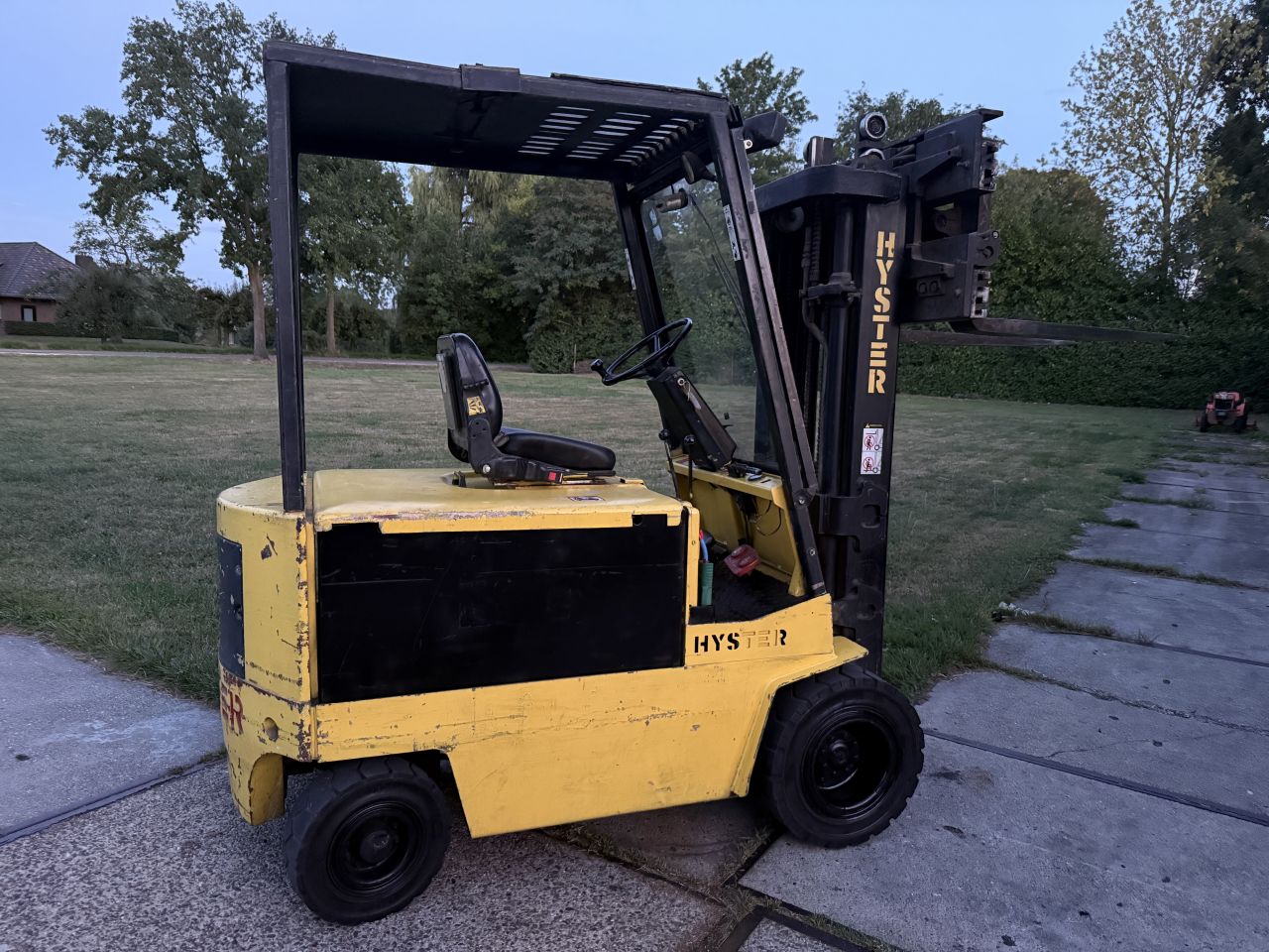 KOOPJE ! Hyster 2500KG elektrisch 3-delig + vorkenspreider