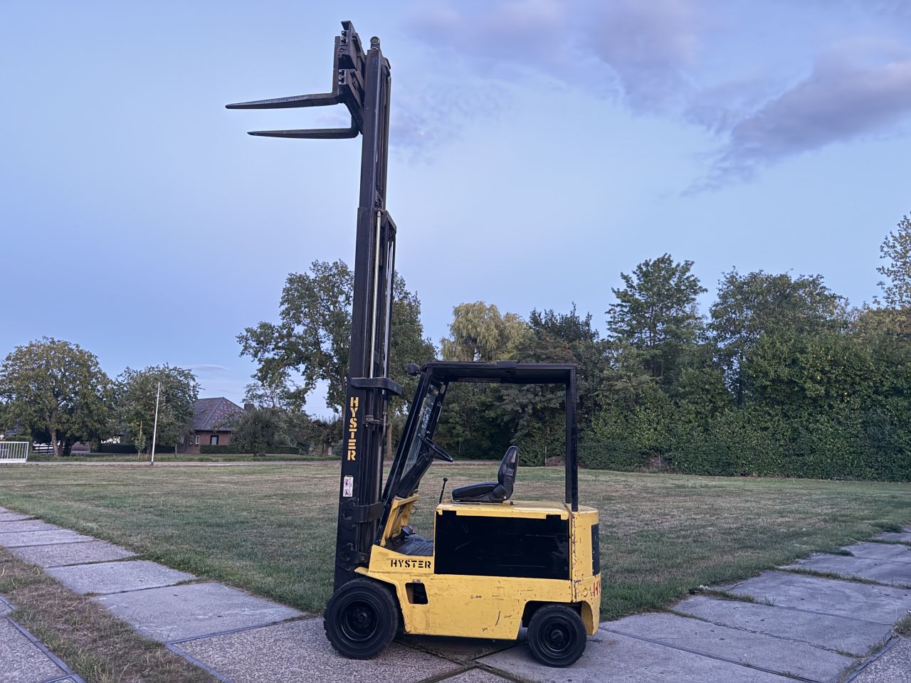 KOOPJE ! Hyster 2500KG elektrisch 3-delig + vorkenspreider