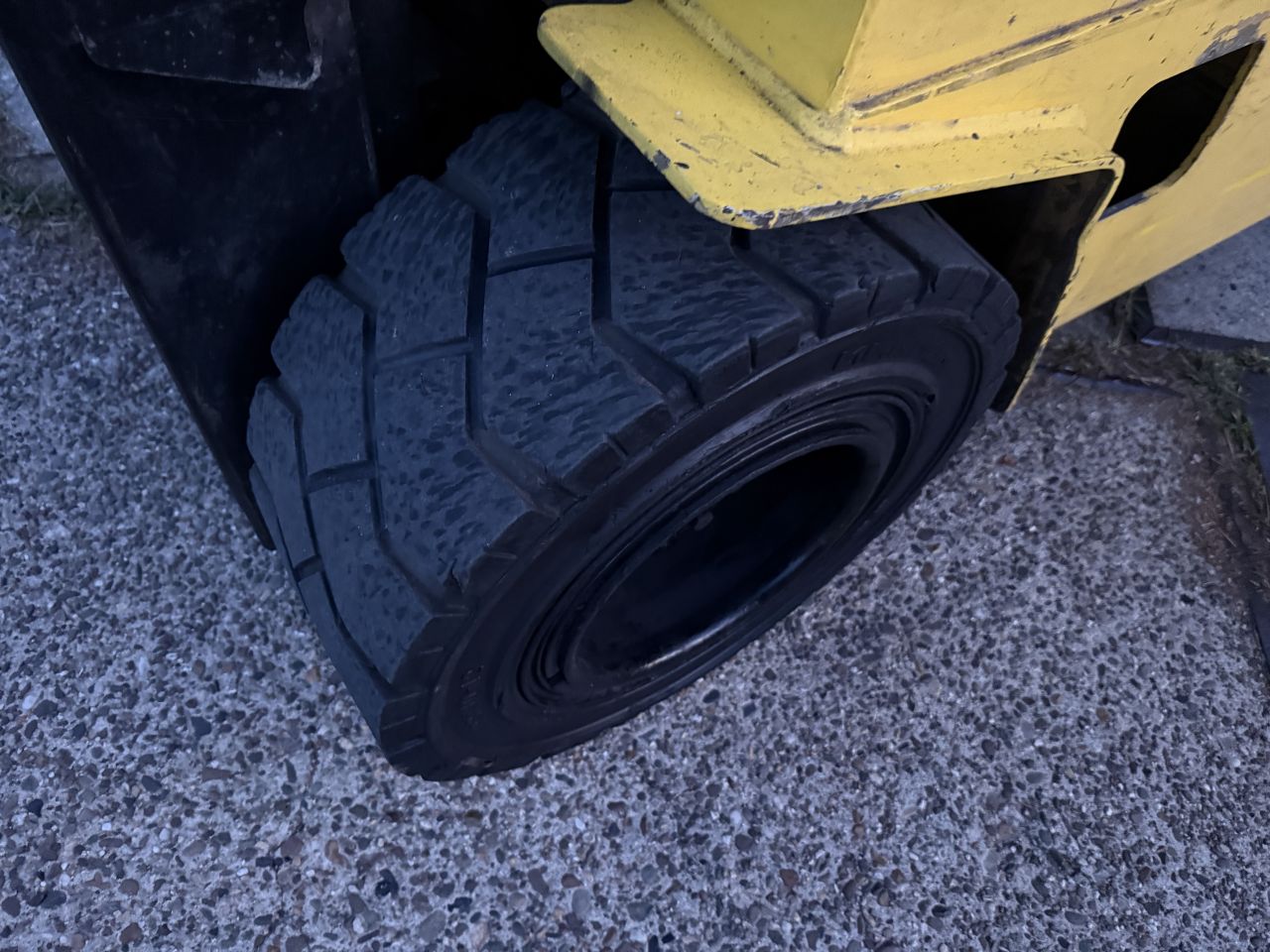 KOOPJE ! Hyster 2500KG elektrisch 3-delig + vorkenspreider