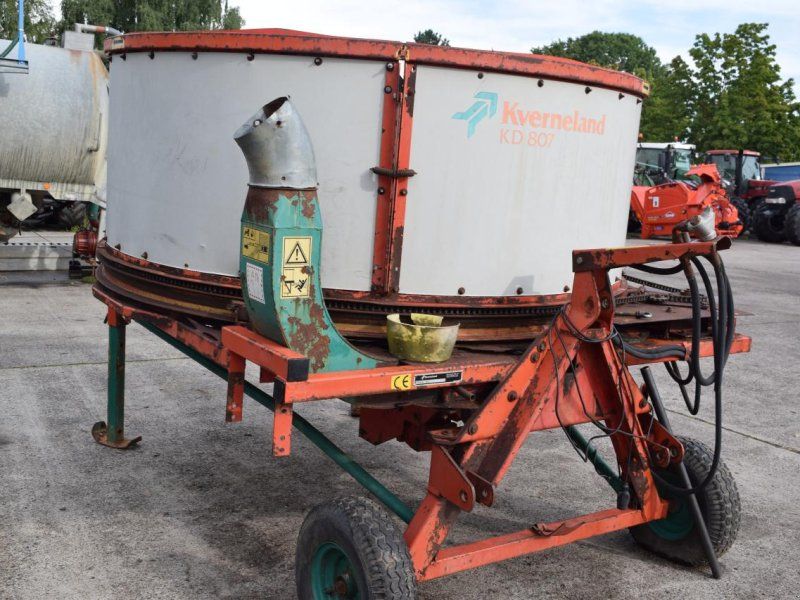 Kverneland KD 807 *Ballenlöser*