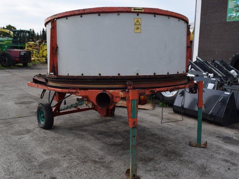 Kverneland KD 807 *Ballenlöser*