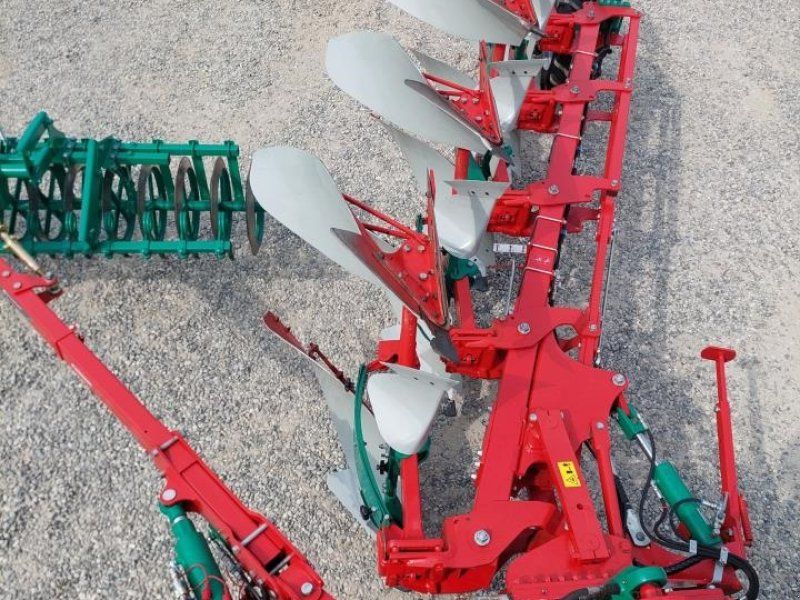 Kverneland 3300 S Variomat 5F m. Packomat