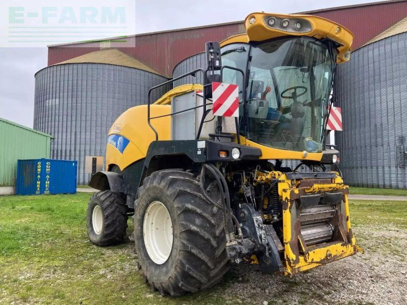 New Holland fr 9040