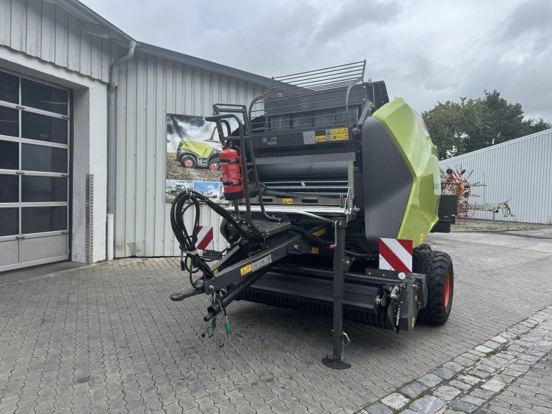 Claas Variant 560 RC PRO