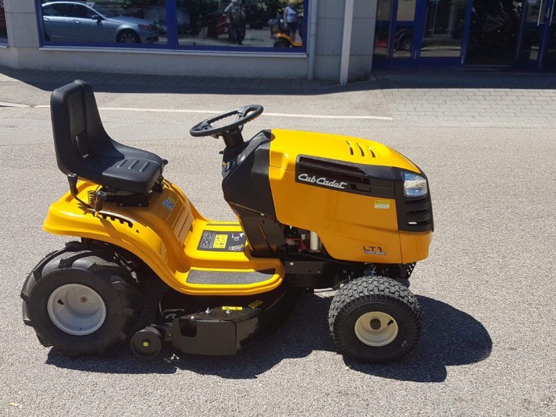 Cub Cadet LT1 NS96 Ackerstollen-Bereifung / Mulcher