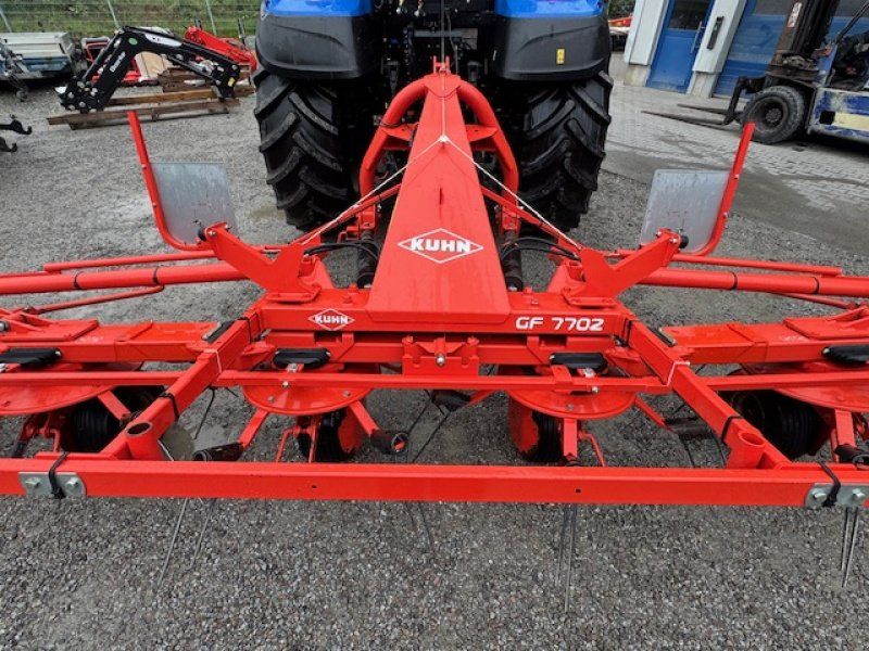 Kuhn GF 7702