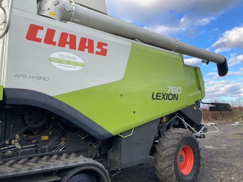 Claas LEXION  760 TT Allrad + V1050