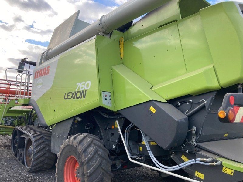 Claas LEXION  760 TT Allrad + V1050