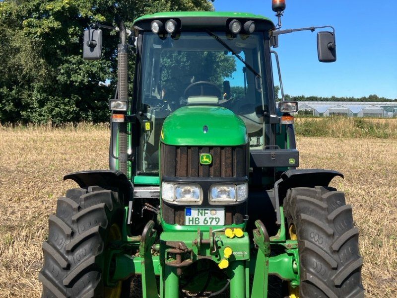 John Deere 6320