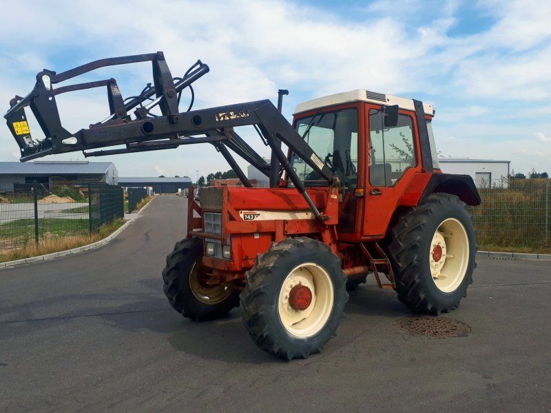 Case IH 743+ Frontlader
