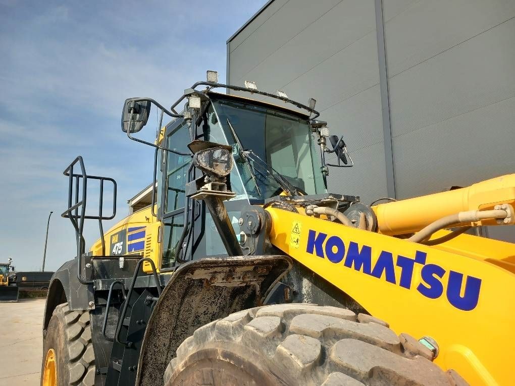 Komatsu WA475-10