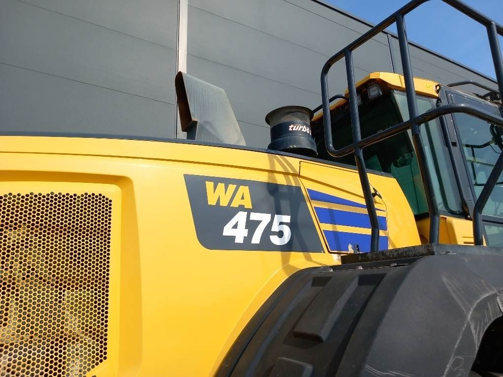 Komatsu WA475-10