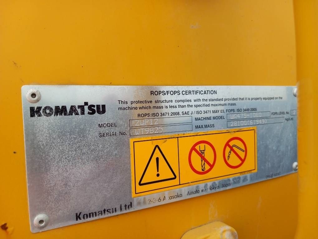 Komatsu WA475-10