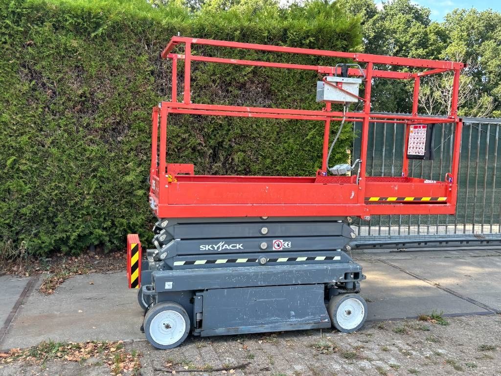 SkyJack SJ3219 schaarhoogwerker 8m hoogwerker schaarlift