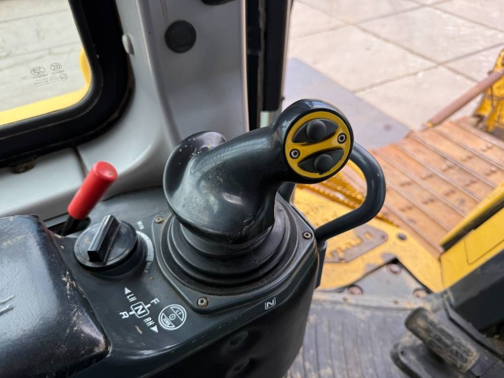 Komatsu D65PXi-18 - Backup Camera / Airco / CE + EPA