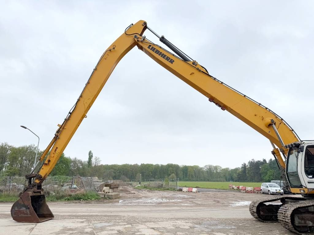 Liebherr R944C - 19m Long Reach / EXTRA ARM INCLUDED