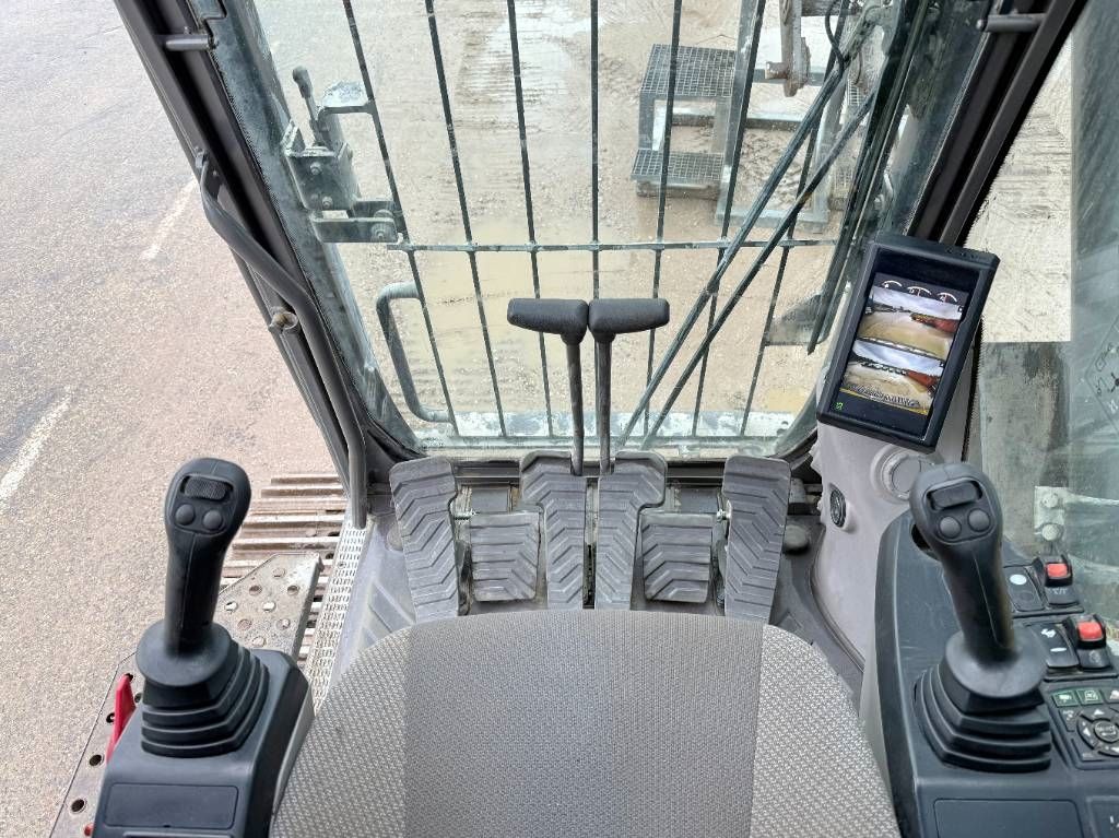 Volvo EC380EHR UHD - 24m / Hydr Undercarriage / Oilquick