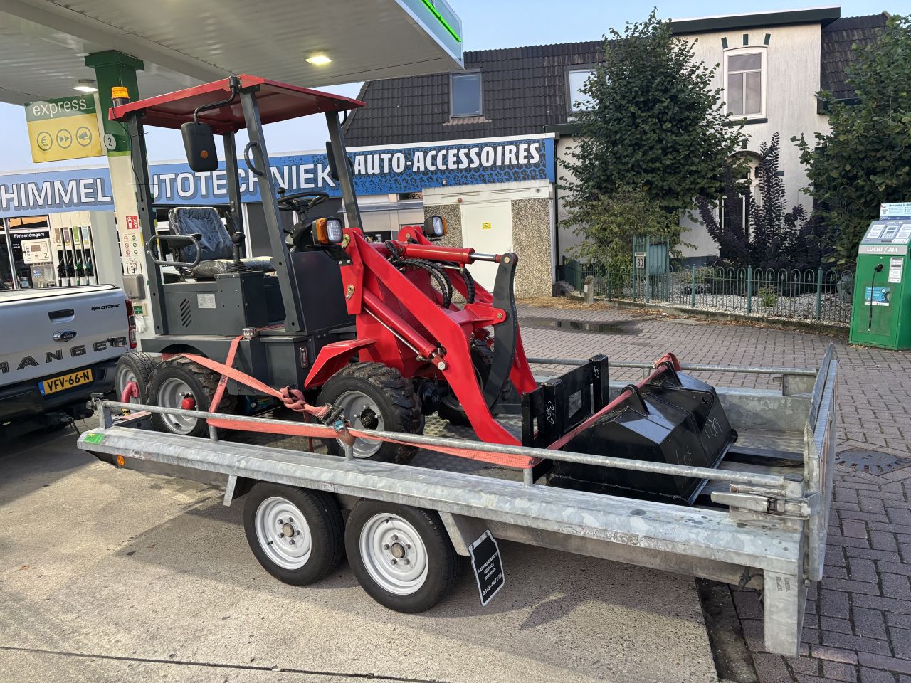 Minishovel elektrisch Wcm sherpa giant Bobcat cmh