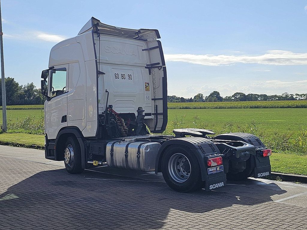 SCANIA R500 hlnew tyres