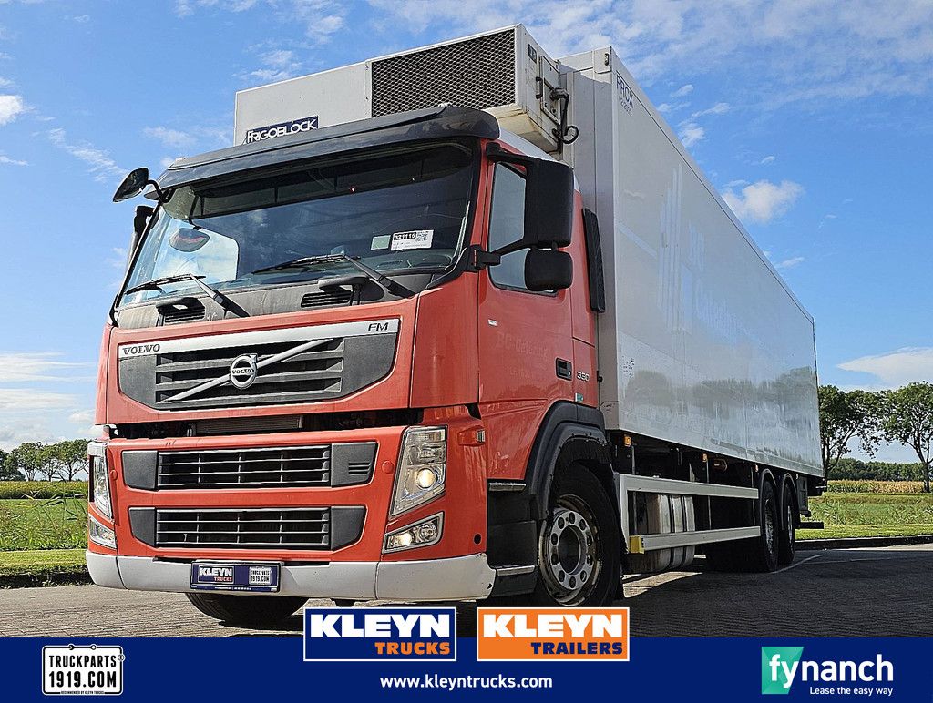 VOLVO FM 11.330 6x2 frigobl. lift