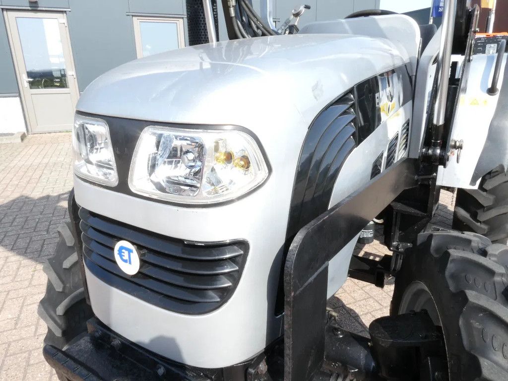 Eurotrac F40 4wd / 01125 Draaiuren / Voorlader