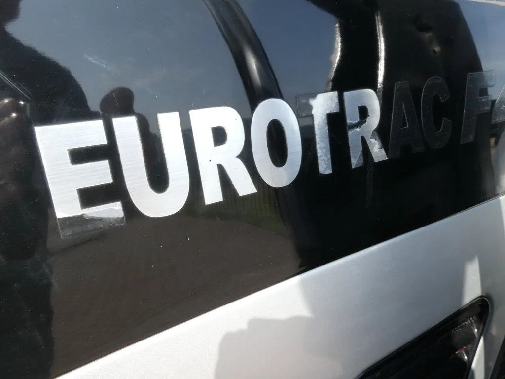Eurotrac F40 4wd / 01125 Draaiuren / Voorlader