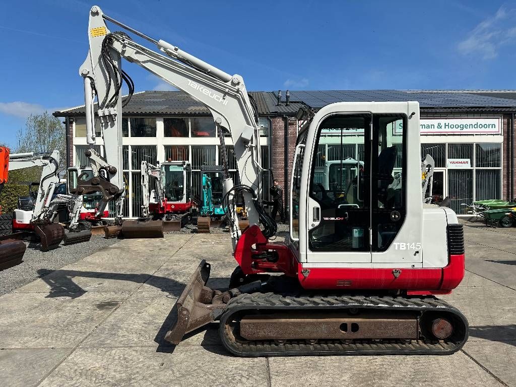 Takeuchi TB 145