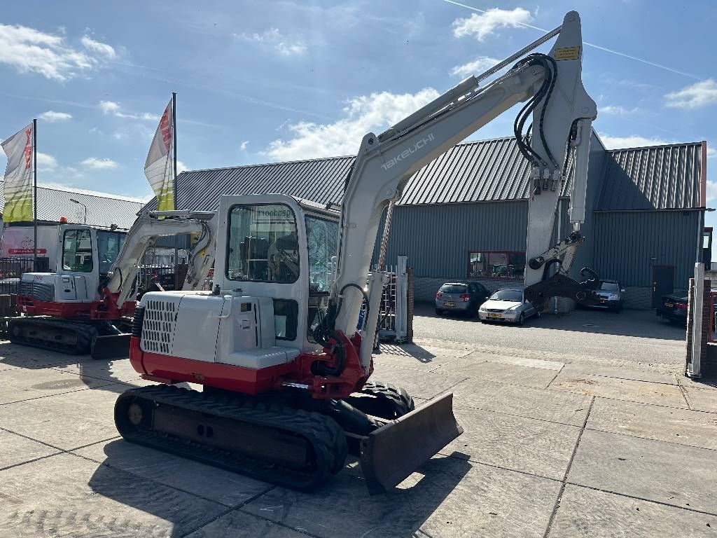 Takeuchi TB 145