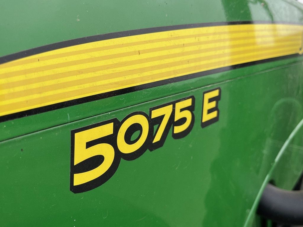John Deere 5075 e WG4041
