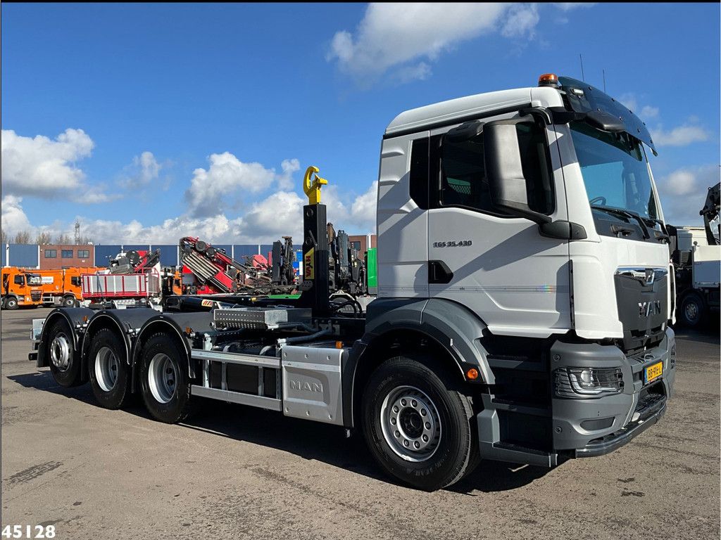 MAN TGS 35.430 8x4 Hyvalift 26 Ton haakarmsysteem NEW AND UNUSED!