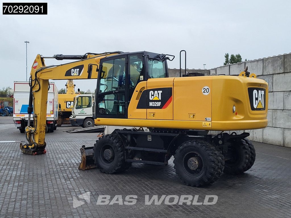 Caterpillar M320 F