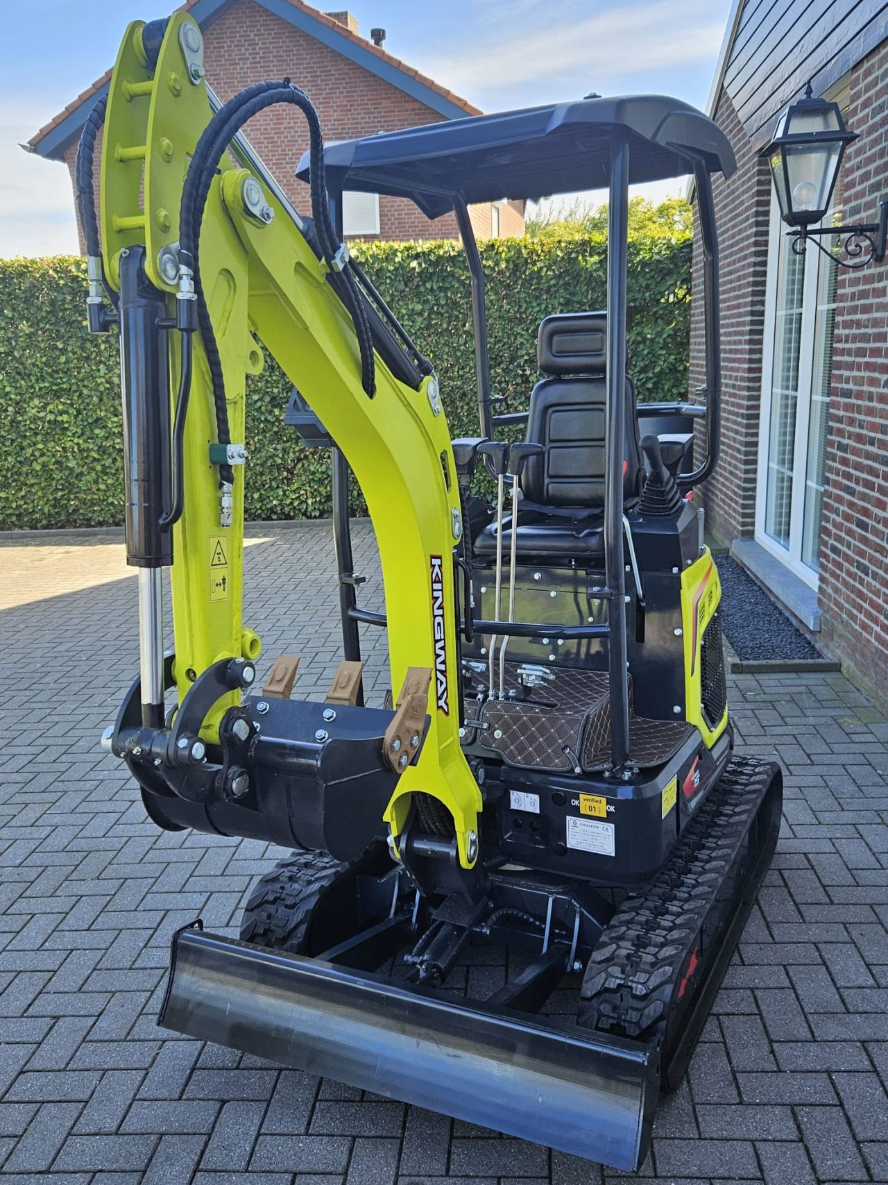 Splinternieuwe Graafmachine Yama S15 Kingway – Direct inzetbaar