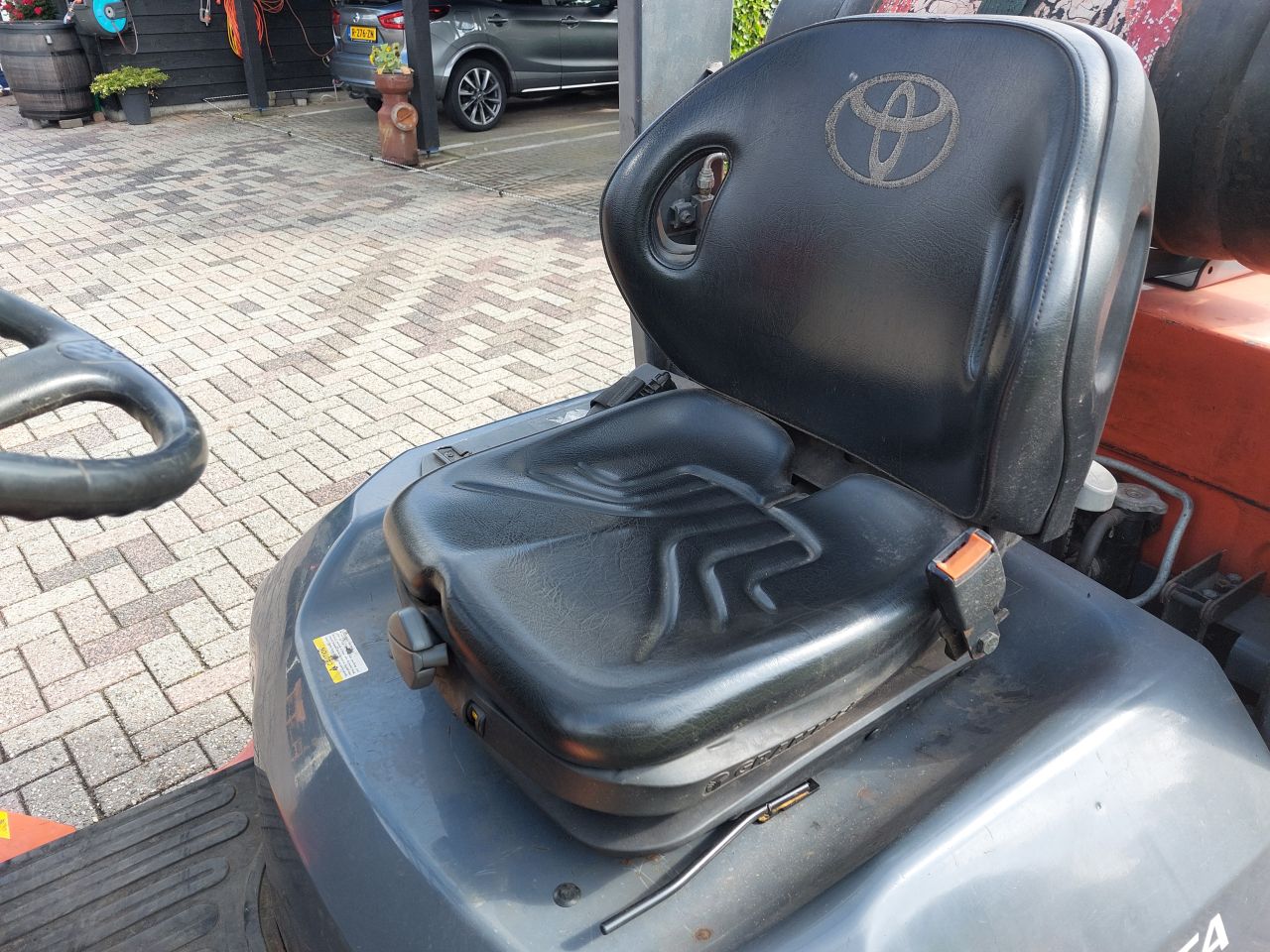 Toyota 7 serie 2.5 ton tripl sideshif