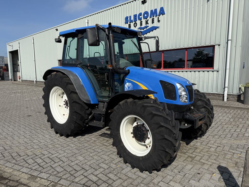 New Holland TL90A 4WD