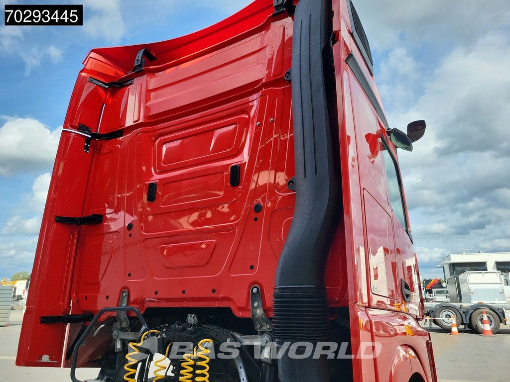 Mercedes Actros 1942 4X2 NL-Truck StreamSpace MP5 2x Tanks PPC Euro 6