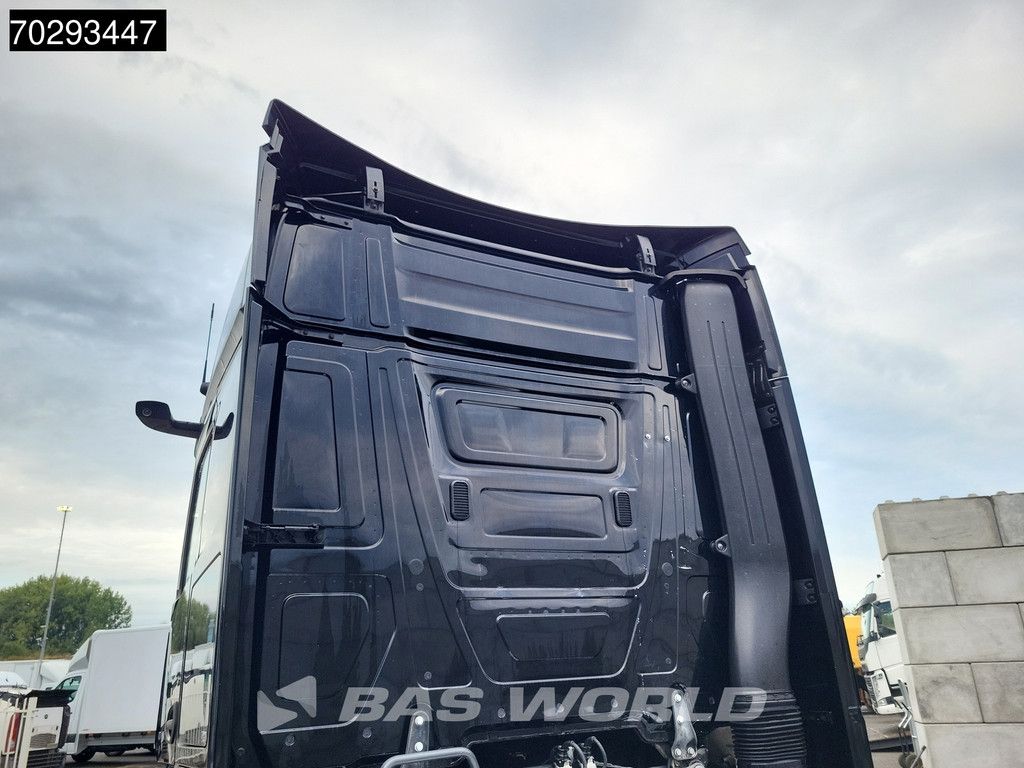 Mercedes Actros 1942 4X2 StreamSpace MP5 MirrorCam 2xTanks PPC Euro 6